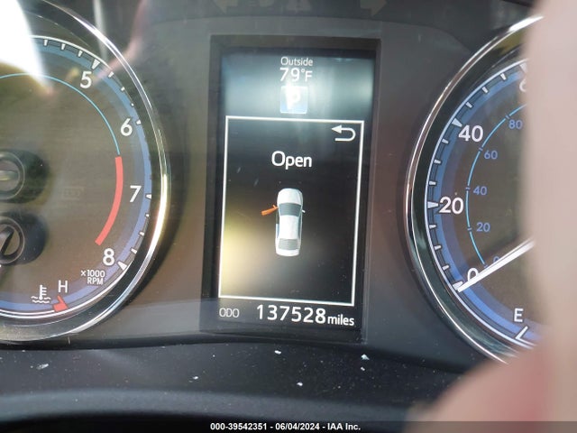 Toyota Corolla Xse 2018 2T1BURHE4JC038324 Image 7