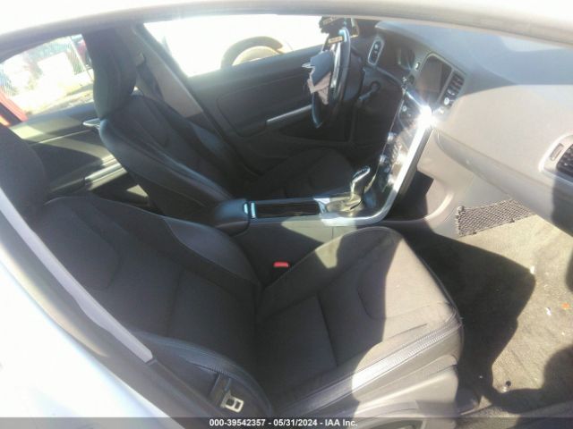 YV126MFJ9F2365718 Volvo S60 T5