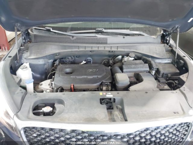 5XYPG4A31JG427662 KIA Sorento 2.4l Lx
