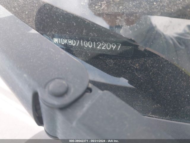 JM1DKBD71G0122097 Mazda Cx-3 Grand Touring