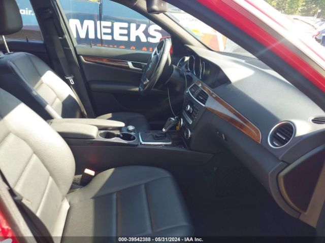 WDDGF4HB4EA962514 Mercedes-Benz C 250 Luxury/sport