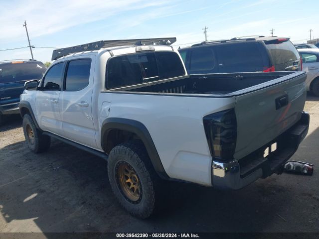 5TFCZ5AN9HX101325 Toyota Tacoma Trd Off Road