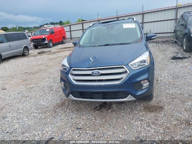 Ford Escape Titanium 2018 1FMCU9J93JUB31318 Image 12
