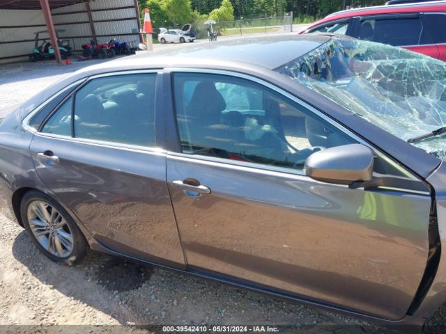4T1BF1FK4HU749244 Toyota CAMRY SE