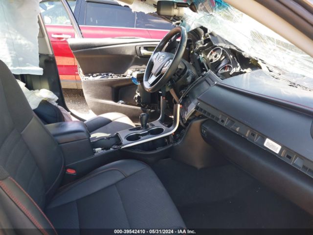4T1BF1FK4HU749244 Toyota CAMRY SE