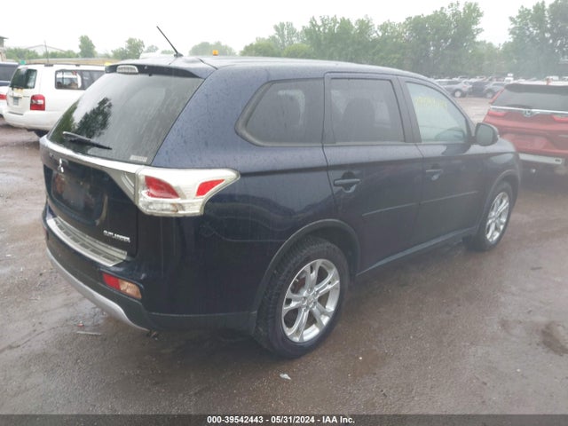 JA4AZ3A33FZ011691 Mitsubishi Outlander Se