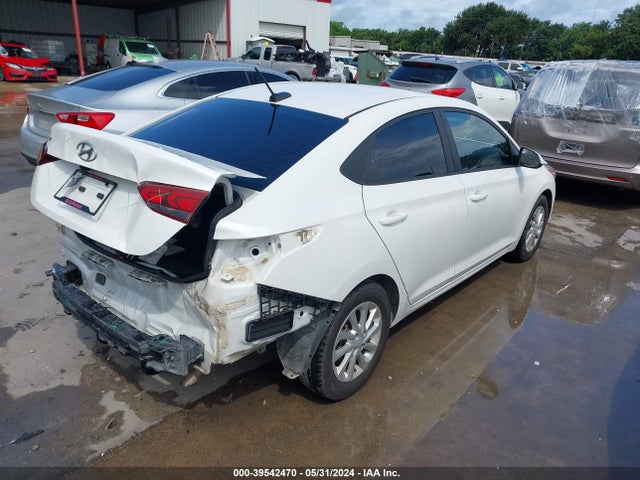 Hyundai Accent Sel 2018 3KPC24A32JE010643 Image 4