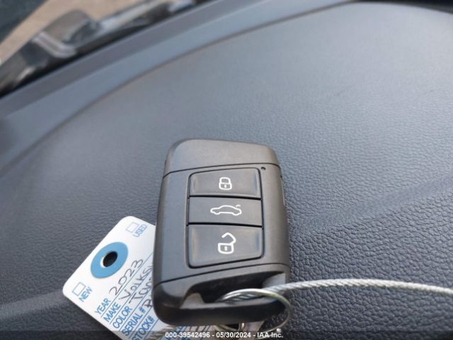 3VVCX7B24PM381053 Volkswagen Taos 1.5t S