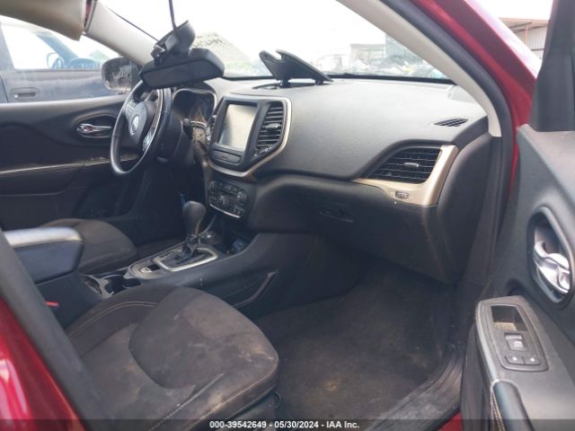 1C4PJMCS4FW653629 Jeep Cherokee Latitude