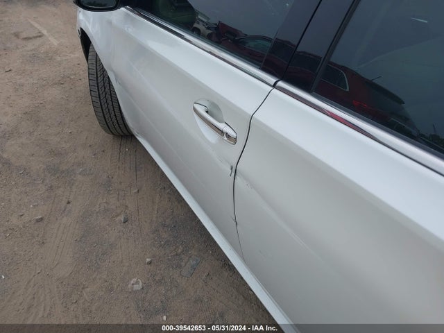 Toyota AVALON LIMITED 2017 4T1BK1EB5HU246240 Image 12