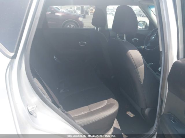 KNDJN2A22H7433176 KIA Soul