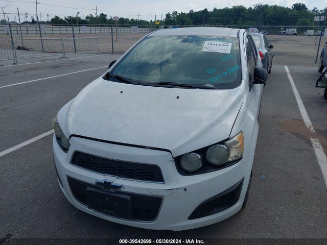 Chevrolet Sonic Ls Auto 2014 1G1JA6SHXE4181172 Image 6