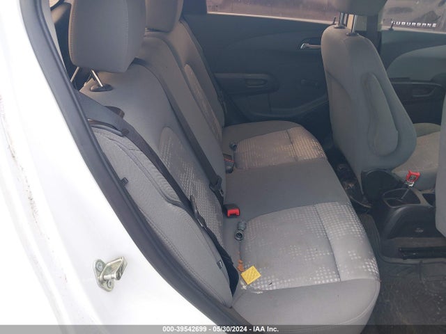 Chevrolet Sonic Ls Auto 2014 1G1JA6SHXE4181172 Image 8