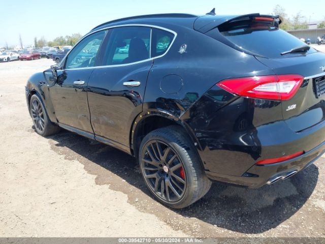 ZN661YUSXJX285752 Maserati Levante S Gransport