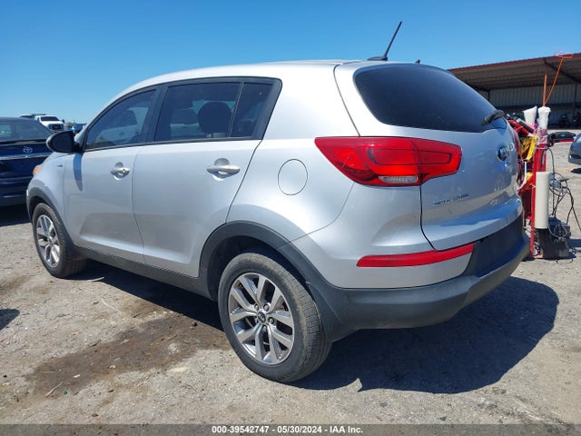 KIA Sportage Lx 2016 KNDPBCAC1G7816848 Image 3