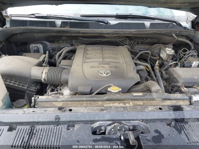 5TFHW5F10GX548208 Toyota Tundra Limited 5.7l V8