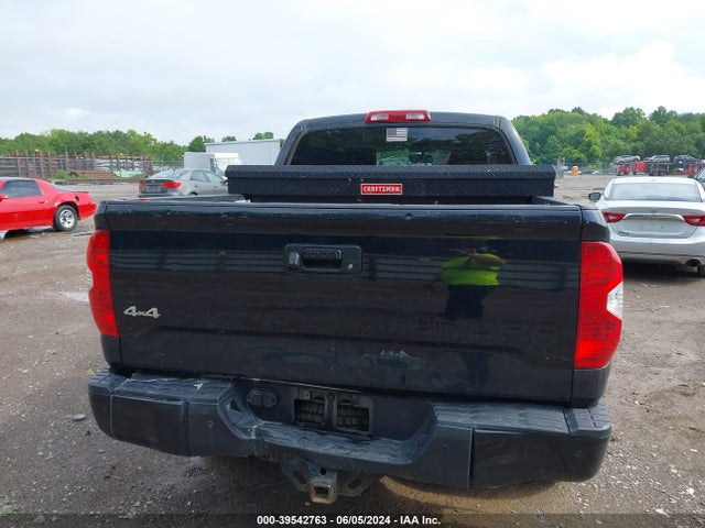 5TFHW5F10GX548208 Toyota Tundra Limited 5.7l V8