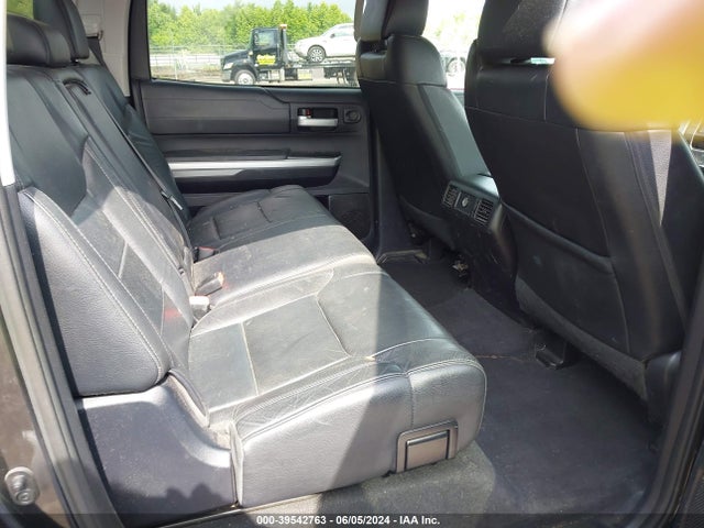 5TFHW5F10GX548208 Toyota Tundra Limited 5.7l V8