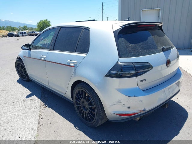 3VW447AU3GM018609 Volkswagen Golf Gti Autobahn W/performance Package 4-door