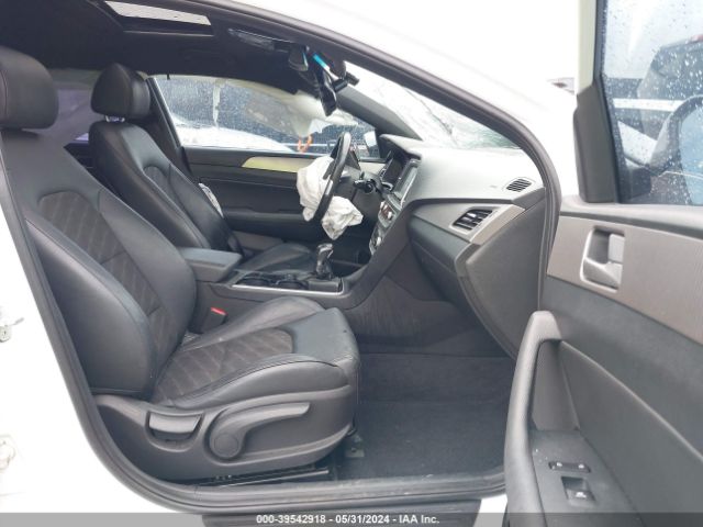 5NPE34AF2KH757205 Hyundai Sonata Sport