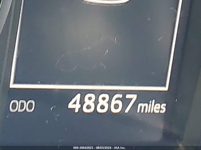 Toyota Rav4 Xle 2018 JTMWFREV3JJ187649 Image 15