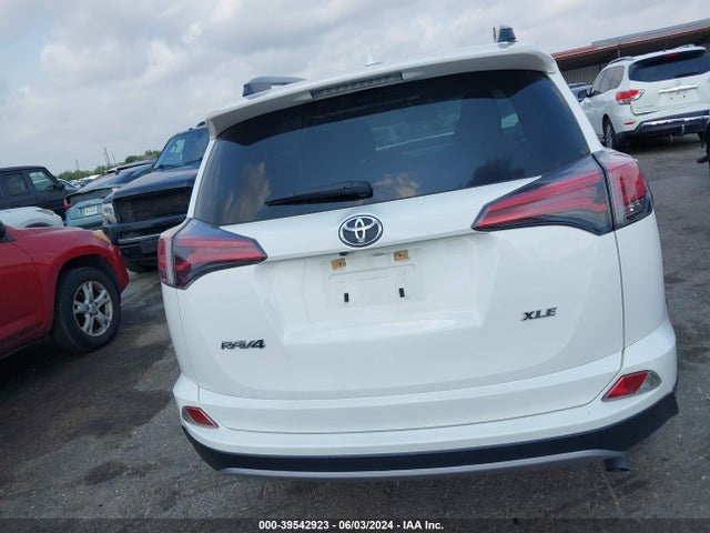 Toyota Rav4 Xle 2018 JTMWFREV3JJ187649 Image 16
