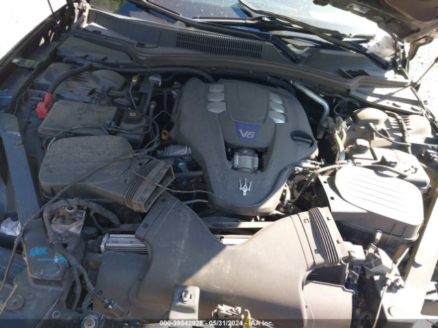ZAM56RPA4H1211677 Maserati Quattroporte S