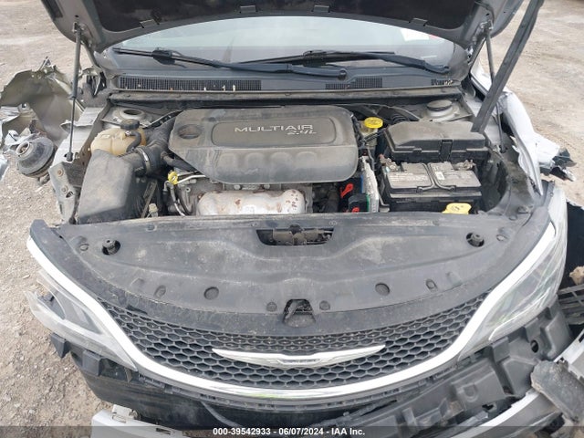 1C3CCCAB4FN691488 Chrysler 200 Limited