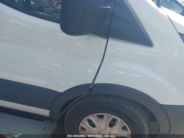 1FBZX2CM6HKA99022 Ford Transit-350 Xl