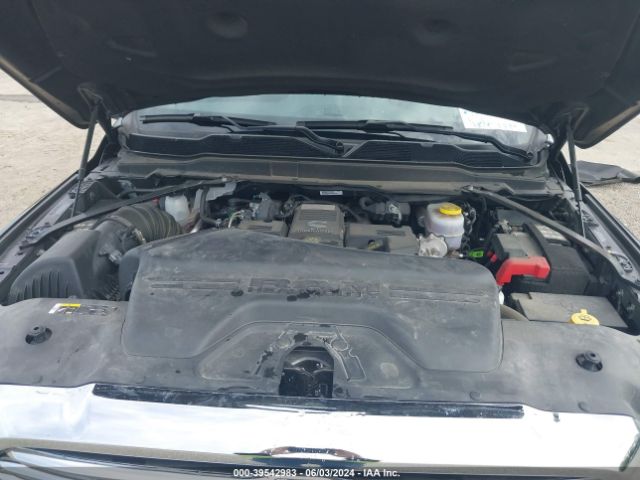 3C6UR5FL4NG323192 RAM 2500 Laramie  4x4 6'4 Box