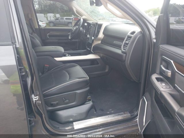 3C6UR5FL4NG323192 RAM 2500 Laramie  4x4 6'4 Box