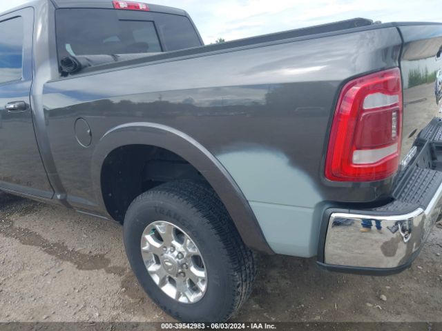 3C6UR5FL4NG323192 RAM 2500 Laramie  4x4 6'4 Box