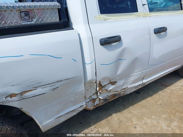 1C6RR6FG2MS575237 RAM 1500 Classic Tradesman Quad Cab 4x2 6'4 Box