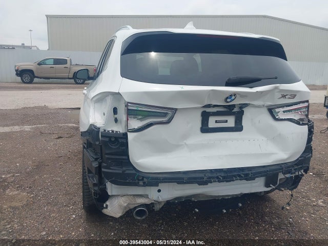 5UXTR9C52JLC75031 BMW X3 Xdrive30i