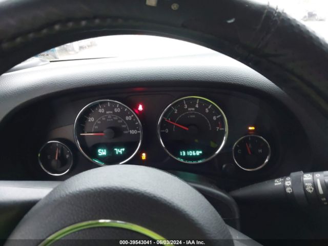 1C4BJWDG7GL154357 Jeep Wrangler Unlimited Sport