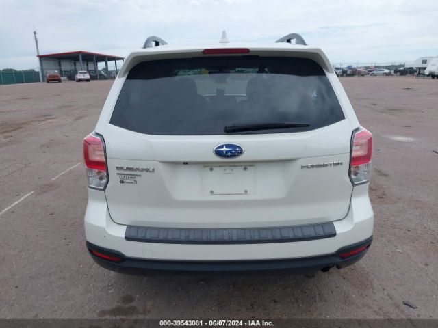 JF2SJAEC2JG404930 Subaru Forester 2.5i Premium
