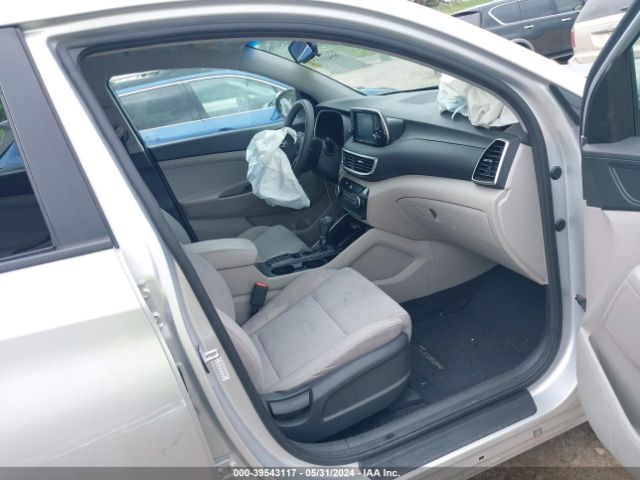 KM8J3CA49KU842888 Hyundai Tucson Value