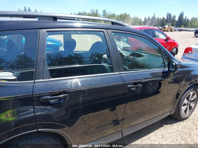 Subaru Forester 2.5i 2018 JF2SJABC9JH496018 Image 13