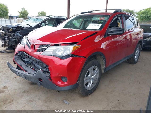 Toyota RAV4 LE 2014 JTMBFREV0E5029363 Image 2