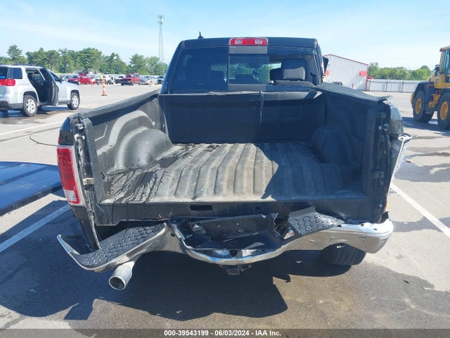 1C6RR7NTXHS859953 RAM 1500 Laramie  4x4 5'7 Box