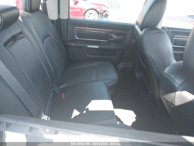 1C6RR7NTXHS859953 RAM 1500 Laramie  4x4 5'7 Box