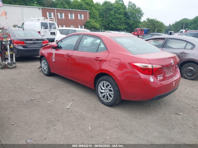 Toyota COROLLA LE 2018 2T1BURHE0JC114475 Image 3