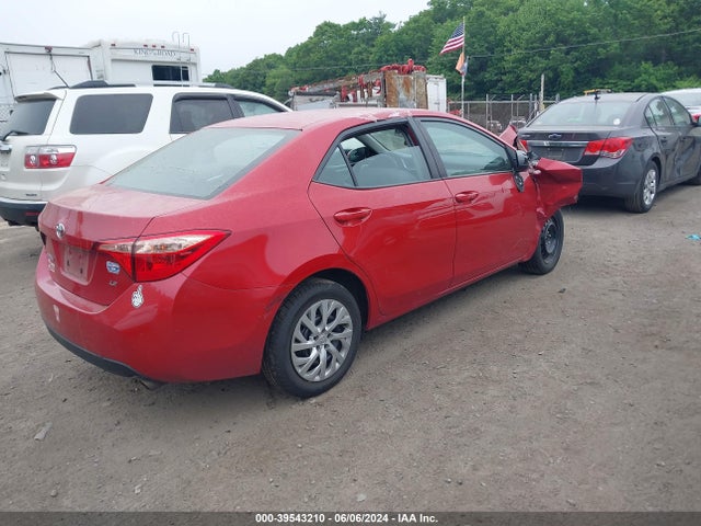 Toyota COROLLA LE 2018 2T1BURHE0JC114475 Image 4