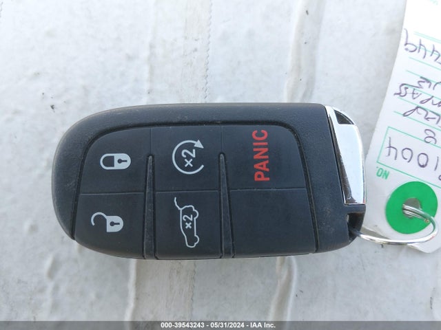 3C4NJCBB4JT204257 Jeep Compass Latitude Fwd
