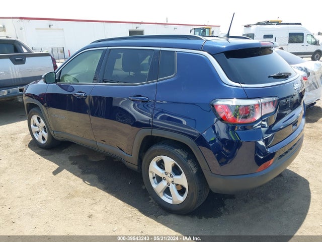 3C4NJCBB4JT204257 Jeep Compass Latitude Fwd