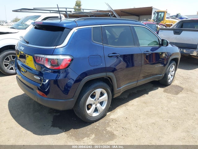 3C4NJCBB4JT204257 Jeep Compass Latitude Fwd