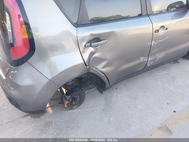 KNDJN2A2XK7645654 KIA Soul