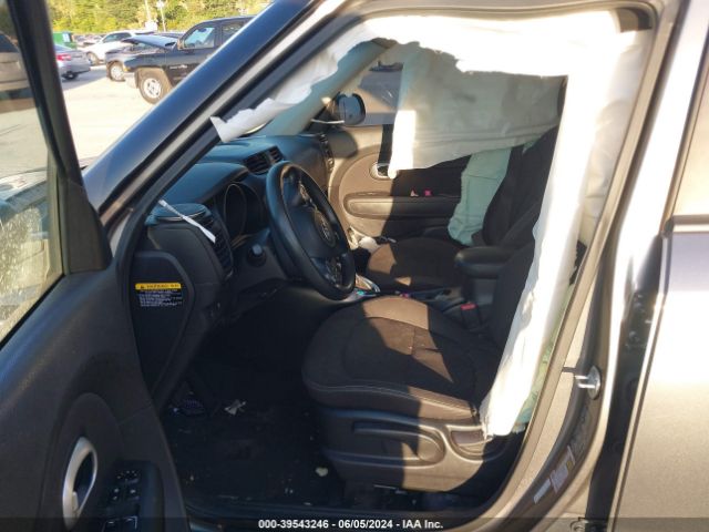 KNDJN2A2XK7645654 KIA Soul