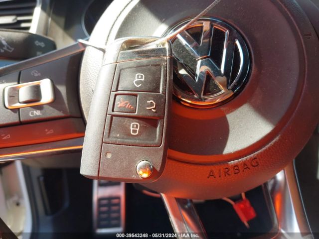 3VW4T7AU0FM080714 Volkswagen Golf Gti 2.0t Se 4-door