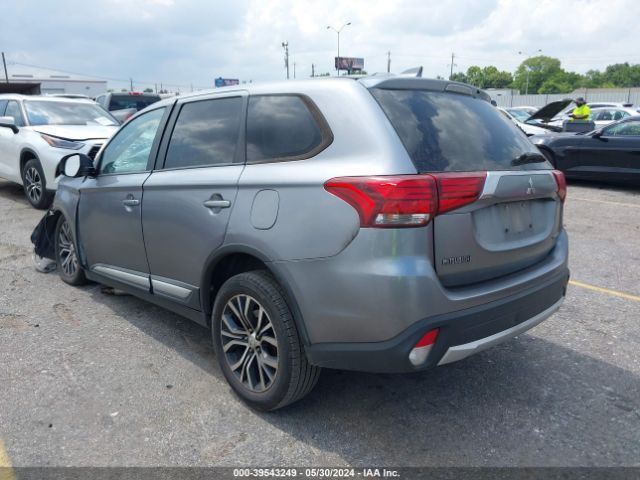 JA4AD3A30JJ001836 Mitsubishi Outlander Se